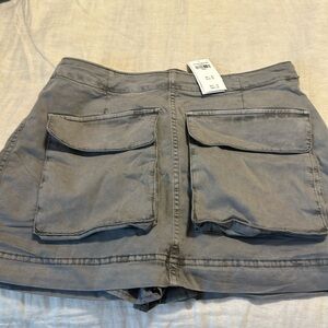 Abercrombie skort small